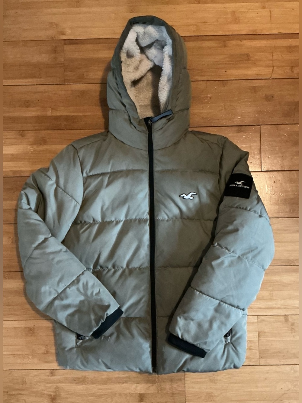 Hollister Guys Olive Green Sherpa Lined Hooded Puffer Jacket Coat Size XS